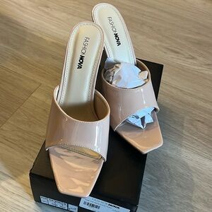 Women’s Nude Mule